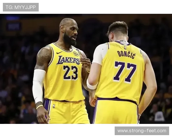 火箭圣诞大战大胜湖人终结两连败稳居西部第六展现强势反弹态势