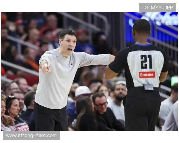 戴格诺特强调防守马克西的重要性 他是进攻终结高手